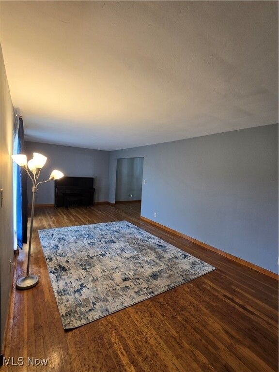 Property Photo: 2219 W 19th Street OH 44004