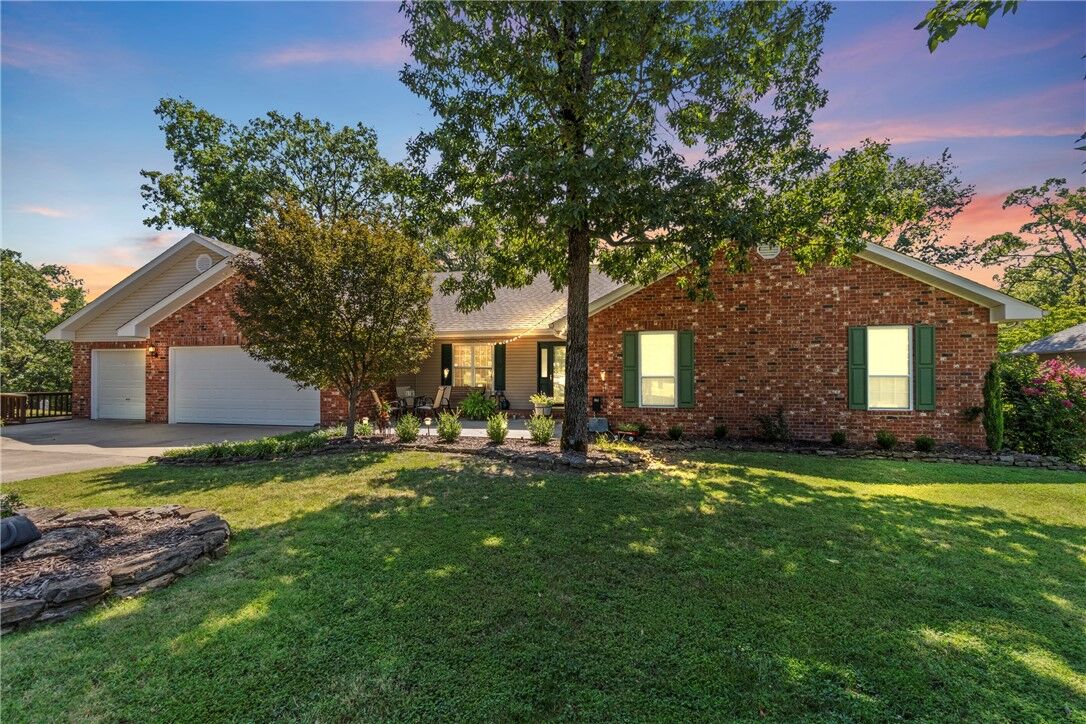 Property Photo: 6 Belaire Drive AR 72631