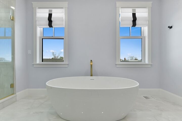 Property Photo:  32 Pearl St 4  MA 02125 