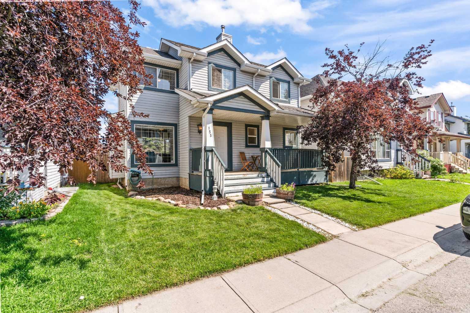 155 Erin Grove SE  Calgary AB T2B 3L2 photo