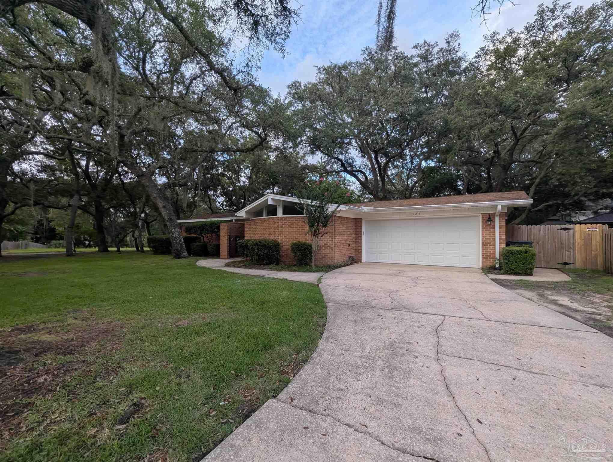 528 Cheshire Ave  Ft Walton Beach FL 32547 photo