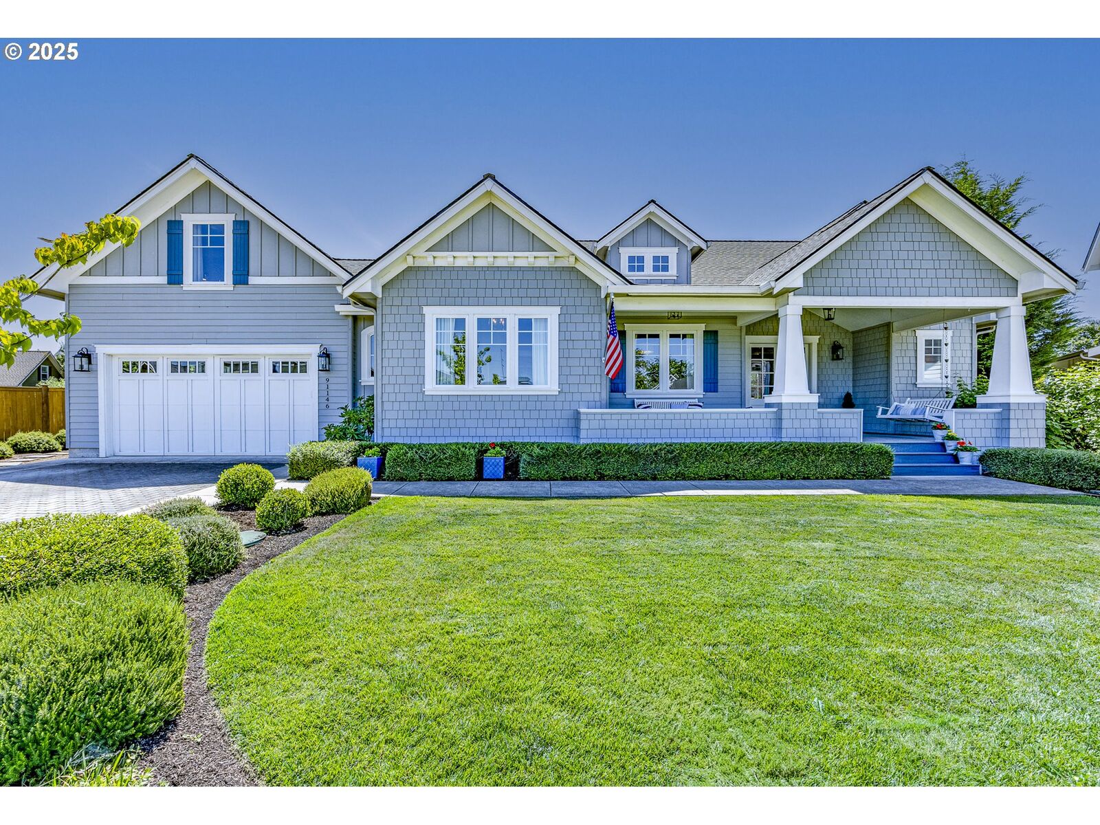 Property Photo: 91146 Champ Ct OR 97408