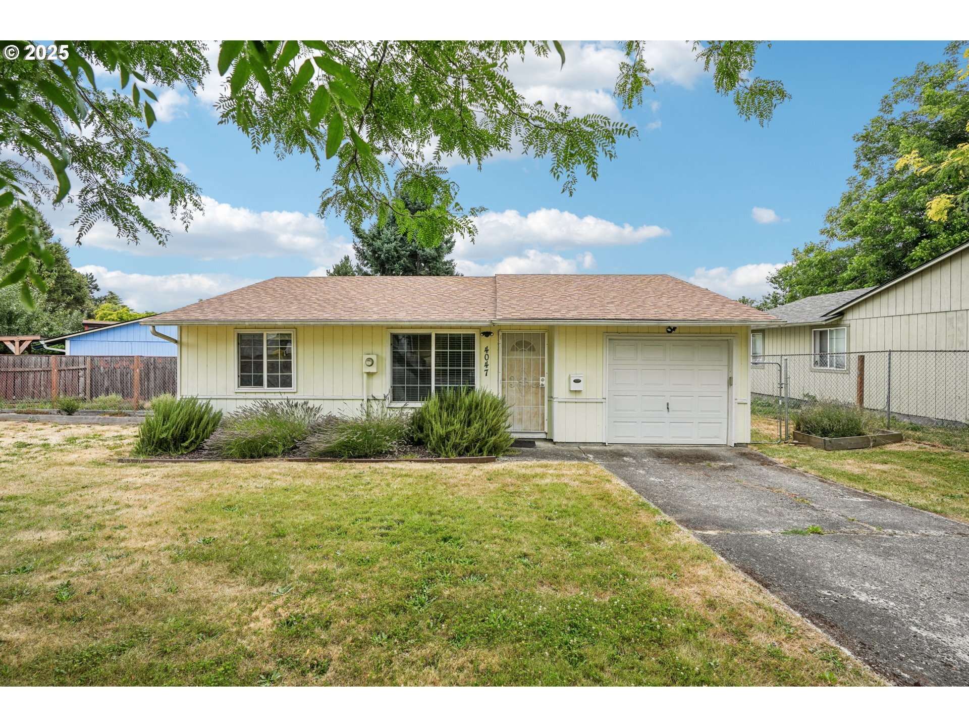 4047 N Attu St  Portland OR 97203 photo