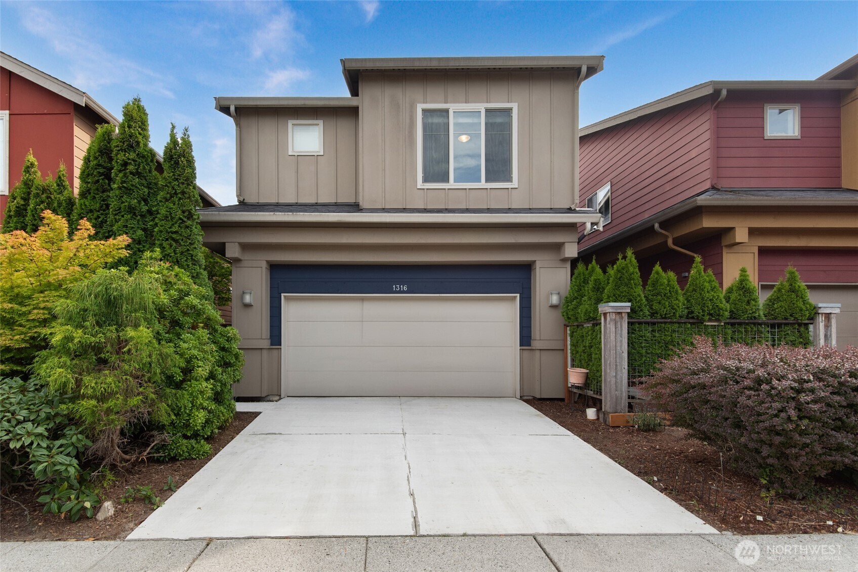 Property Photo: 1316 158th Street SW 86 WA 98087