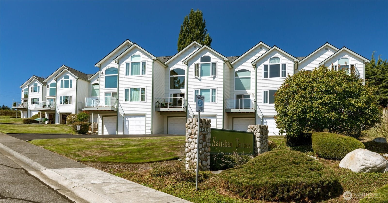 730 SW 19th Court B1  Oak Harbor WA 98277 photo