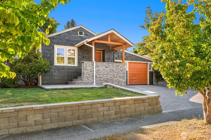 8815  32nd Avenue SW  Seattle WA 98126 photo