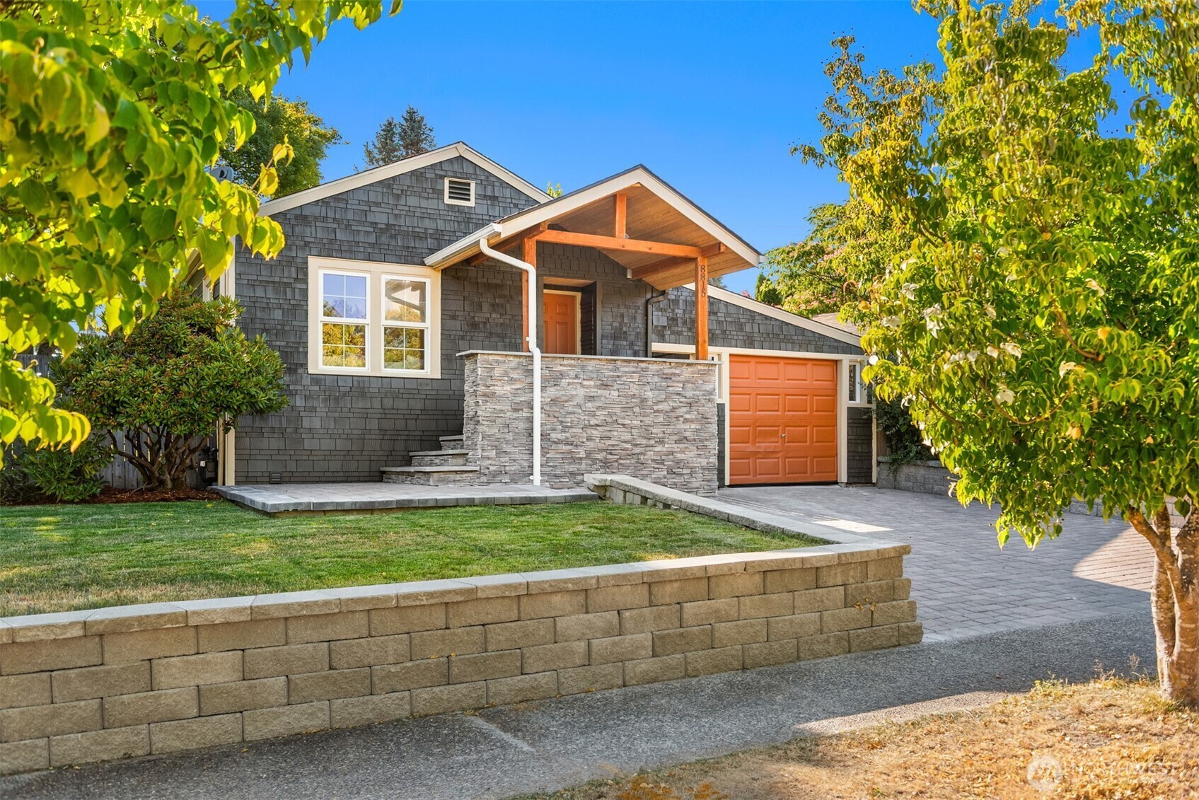 Property Photo: 8815 32nd Avenue SW WA 98126