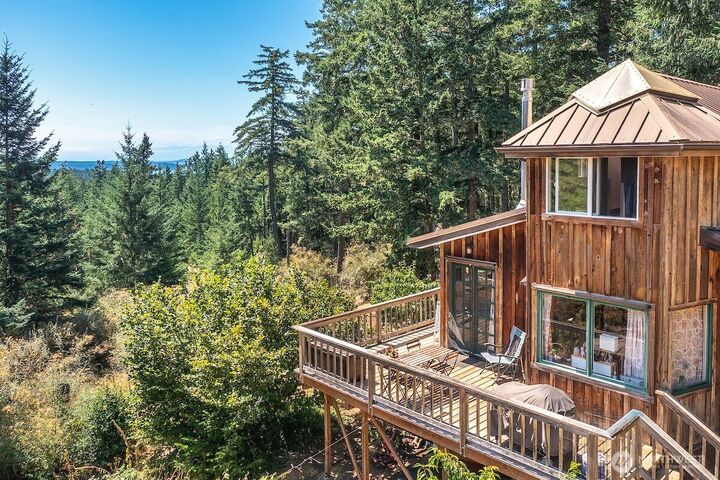 Property Photo:  652  Hurricane Hill Road  WA 98280 