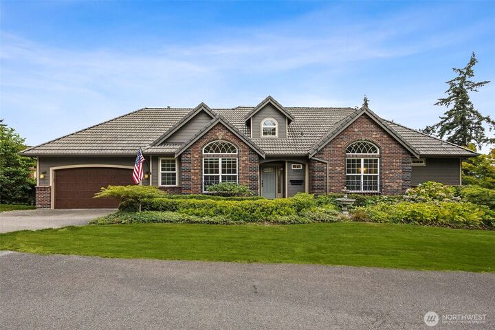 Property Photo:  10910  48th Street Ct E  WA 98372