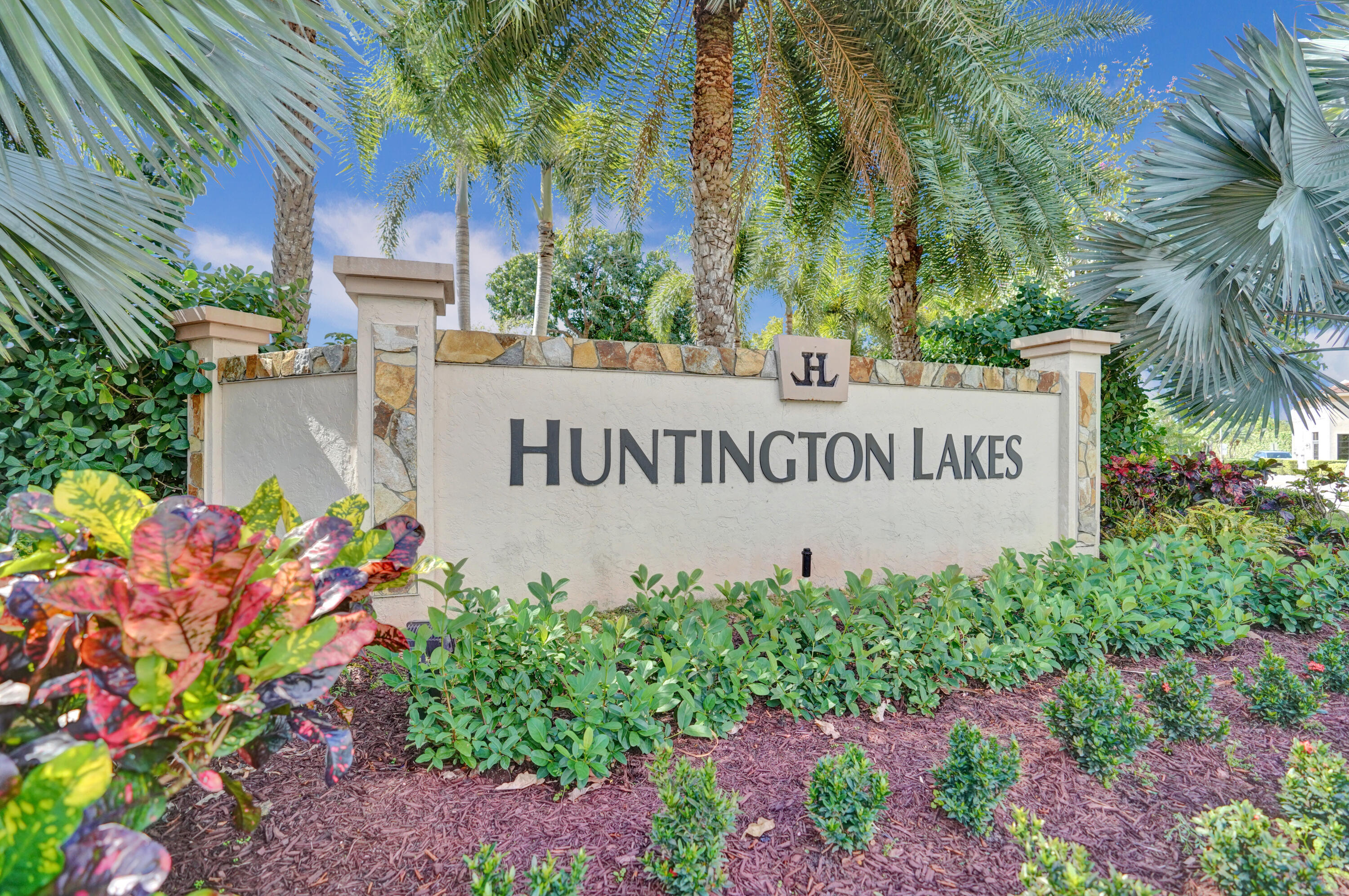 Property Photo: 7320 Amberly Lane 406 FL 33446