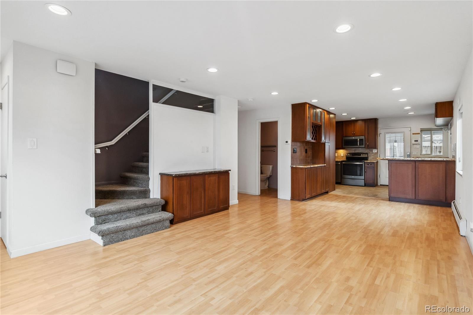 Property Photo: 1442 S Logan Street CO 80210