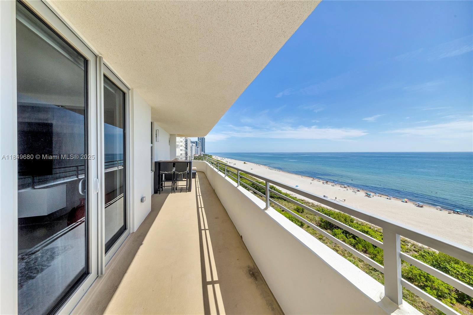 5555 Collins Ave 11D  Miami Beach FL 33140 photo