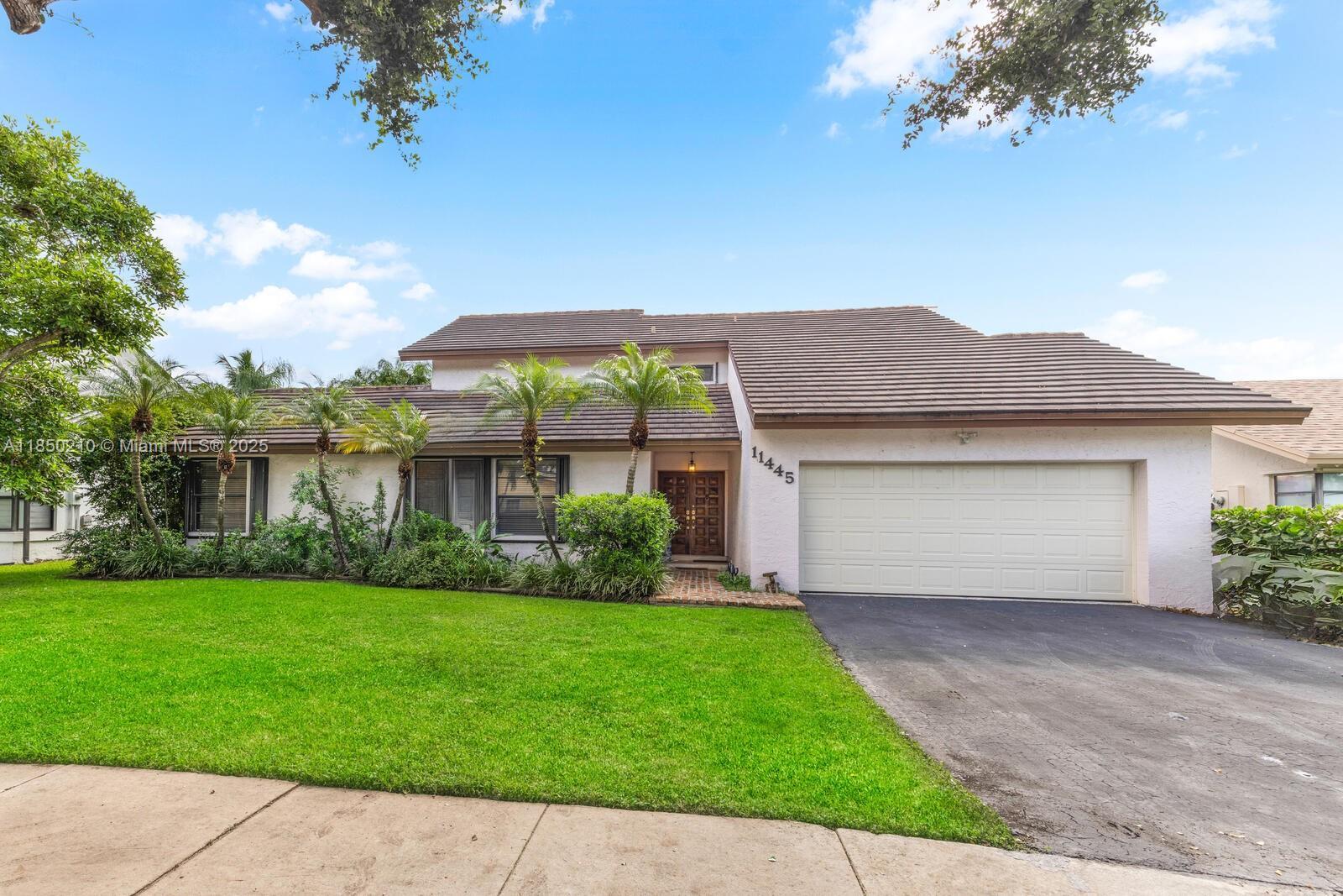 Property Photo: 11445 SW 128th Ct FL 33186