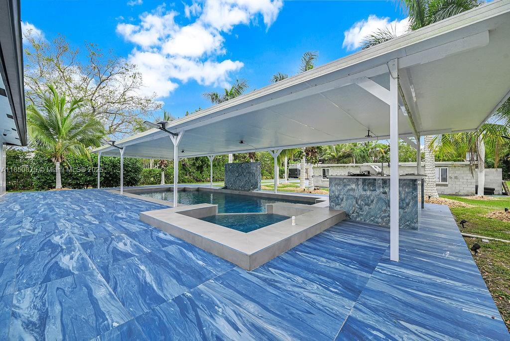 Property Photo: 7830 SW 120th St FL 33156
