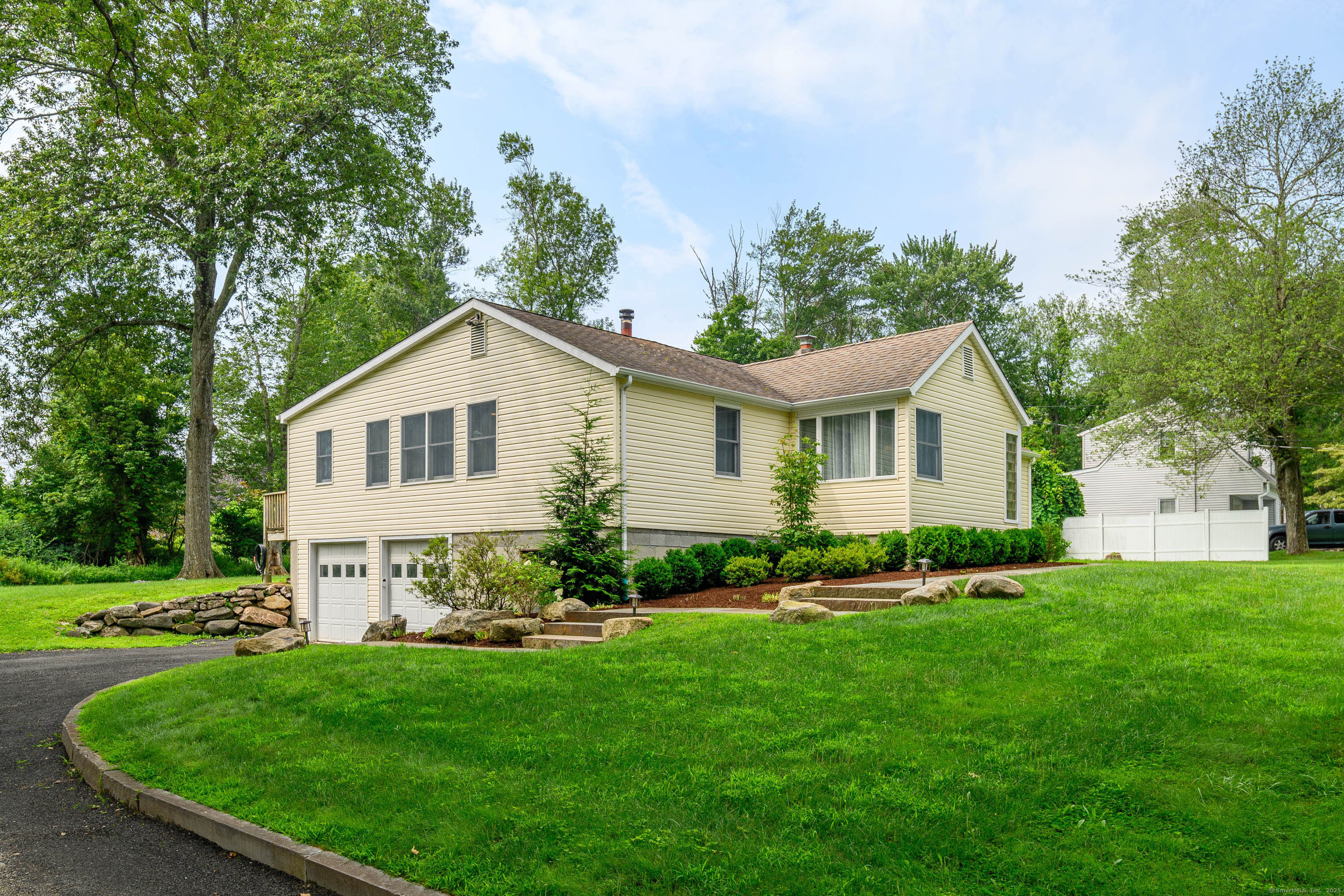 Property Photo:  5 Gillotti Road  CT 06812 