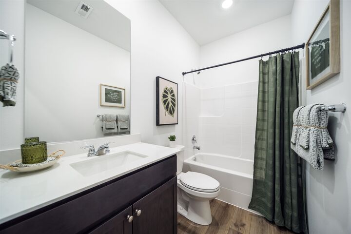 Property Photo:  16485 E 30th Ln  WA 99037 