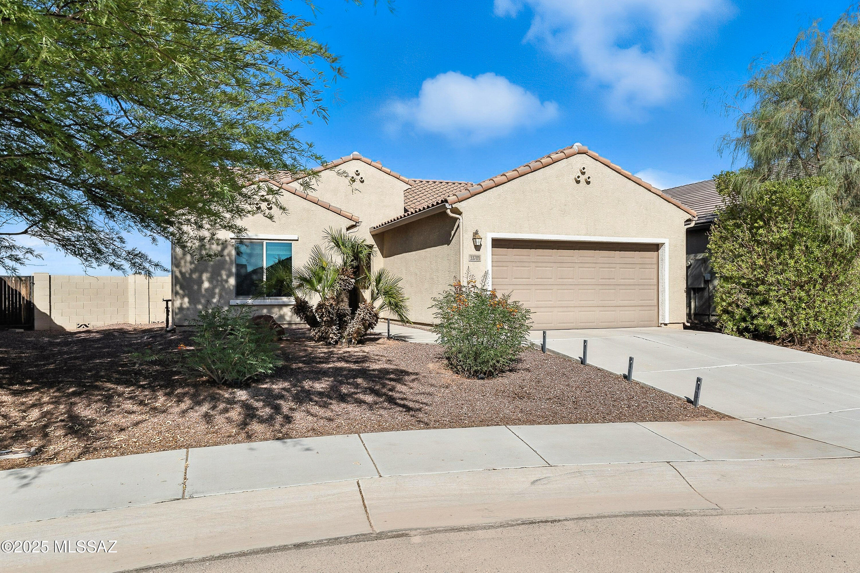 Property Photo:  33701 S Presidio Place  AZ 85145 