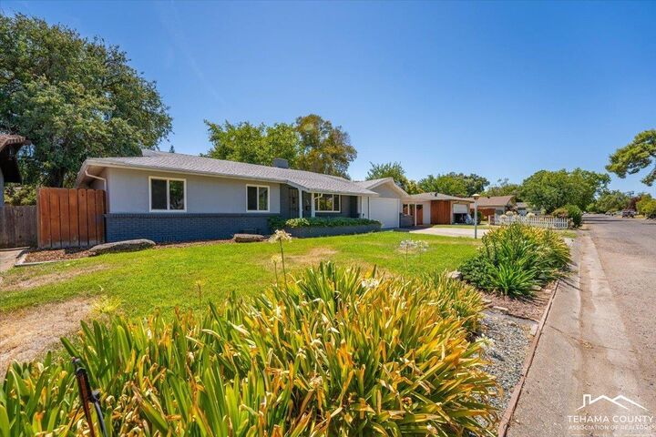 Property Photo:  835 Shasta Avenue  CA 96080 