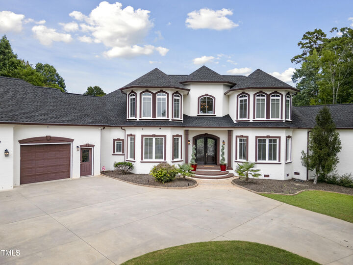 1326 Lochshire Drive  Burlington NC 27215 photo