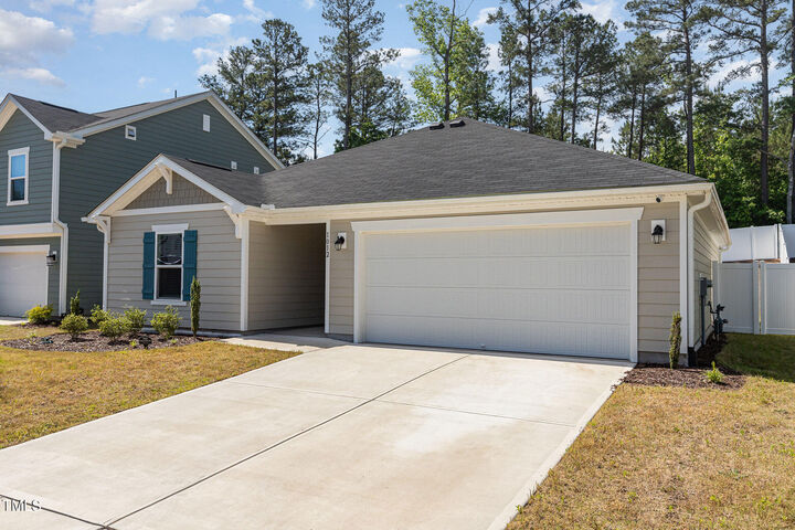 1012 Ringhill Bluff Drive  Durham NC 27704 photo