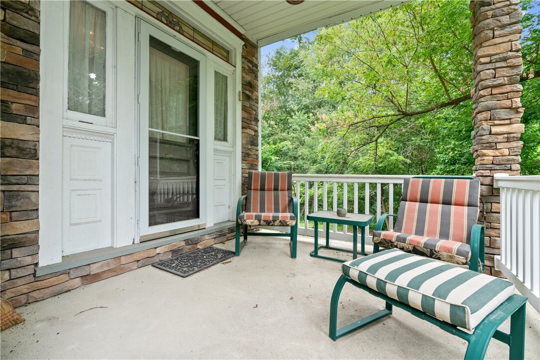 Property Photo: 199 N Fremont Ave PA 15202