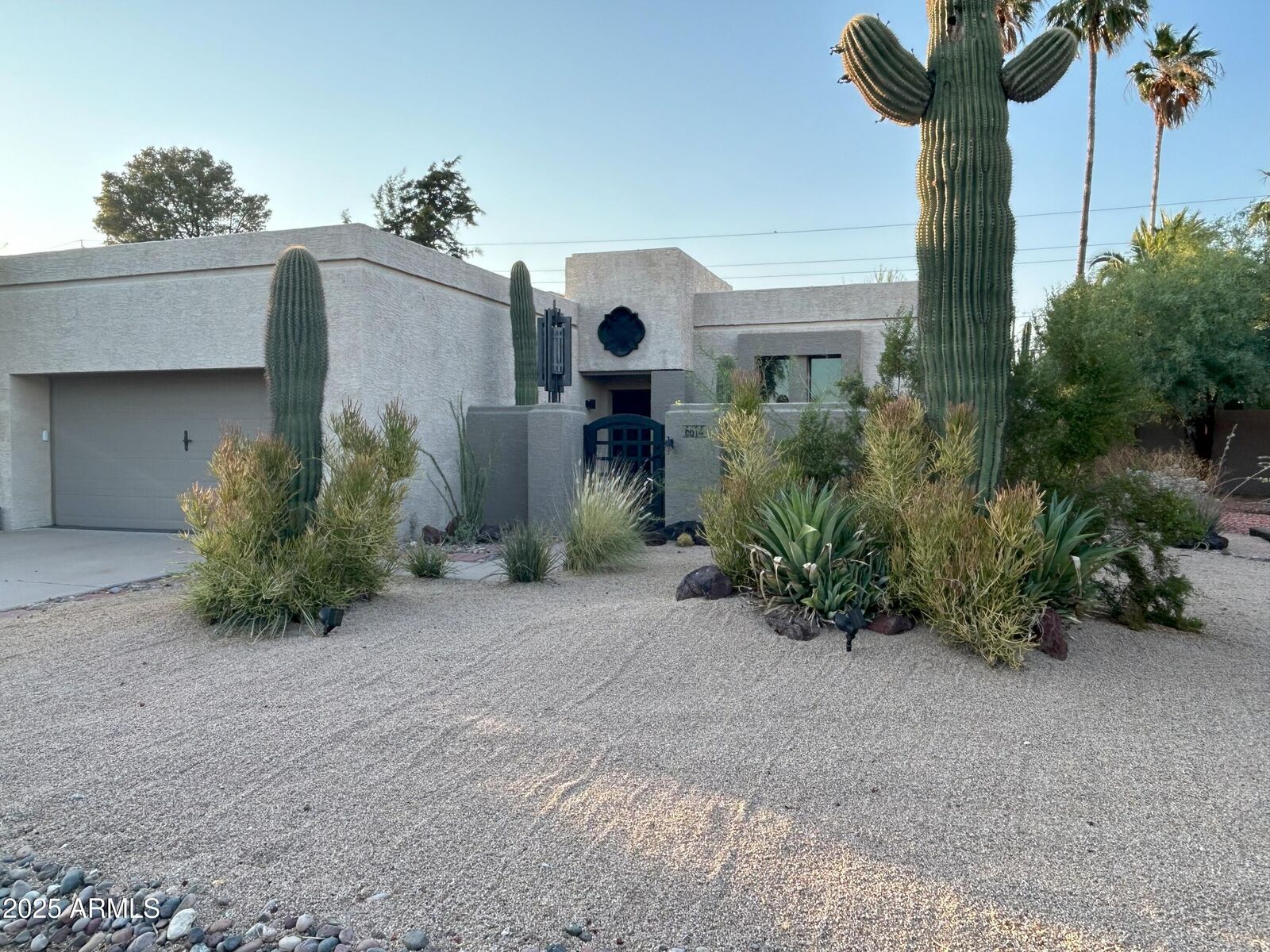 Property Photo: 6614 E Juniper Avenue AZ 85254