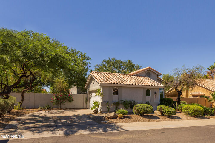 Property Photo: 9341 E Corrine Drive AZ 85260