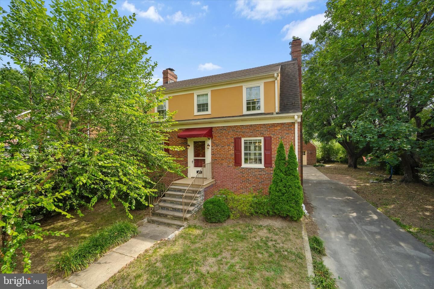 Property Photo: 257 Jefferson Street VA 22601