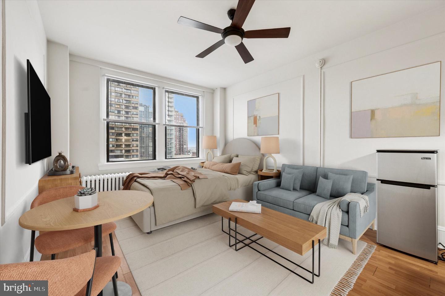Property Photo:  1324 Locust Street 1121  PA 19107 