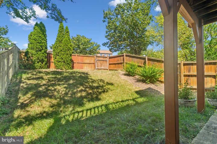 Property Photo:  14912 Ashford Place  MD 20707 