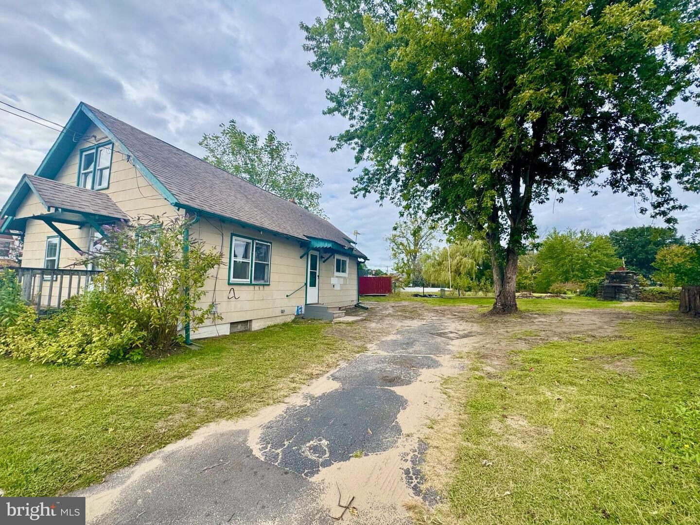 Property Photo:  121 Jane Street  NJ 08068 