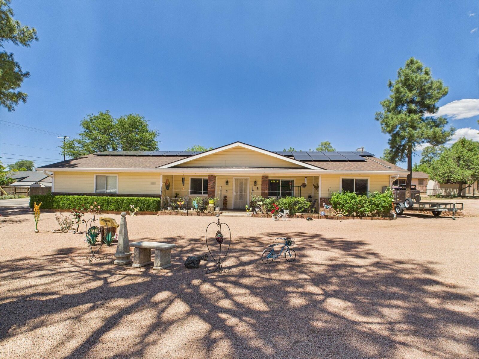 Property Photo: 800 E Frontier Street AZ 85541