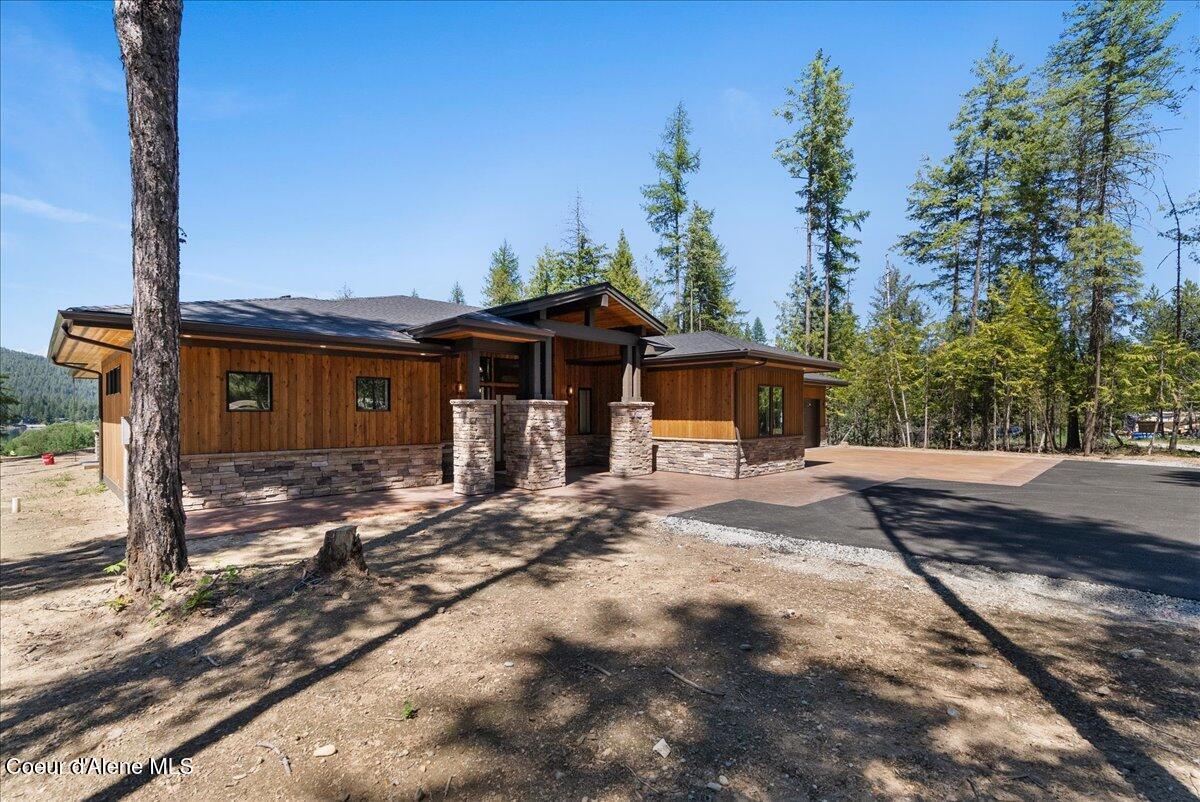 Property Photo: 184 Willow Bay Rd ID 83856