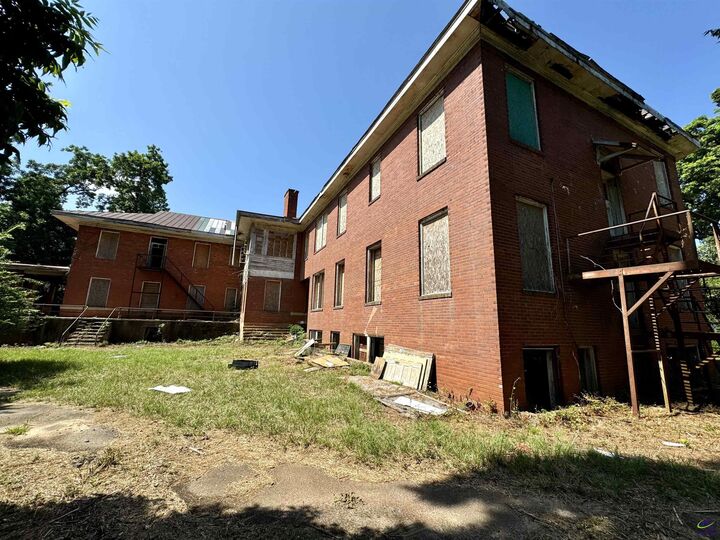 Property Photo:  130 W Dodson Street  GA 31709 