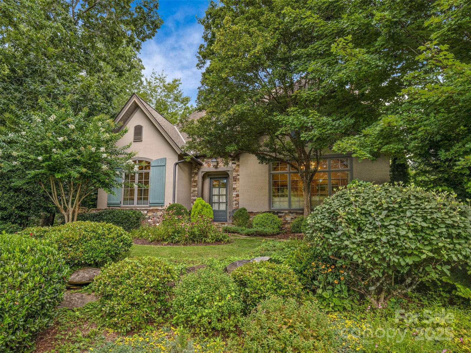 Property Photo:  18 Mountain Orchid Way  NC 28704 