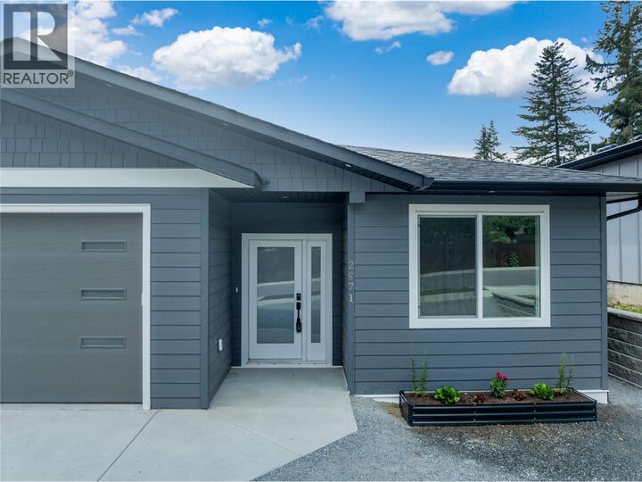 Property Photo:  2971 27 Street Northeast  BC V1E 2Z7 