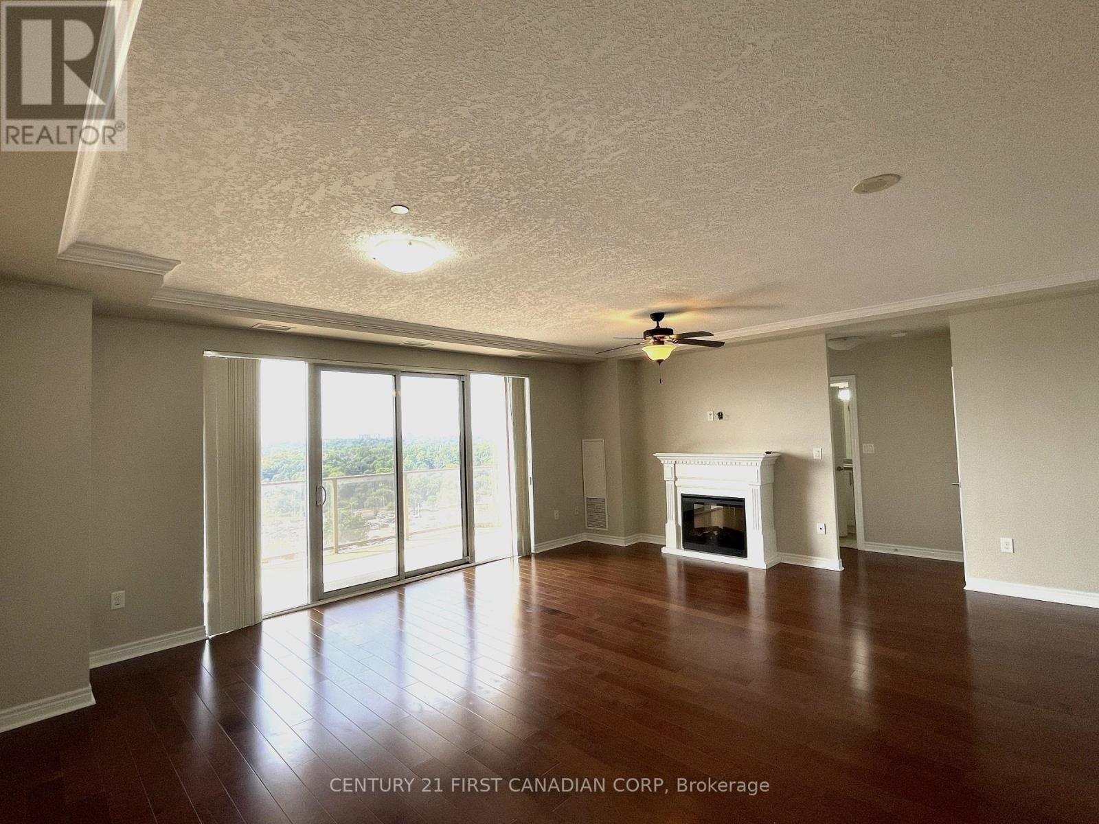Photo de la propriété: 330 Ridout Street North 1307 ON N6C 3Z3