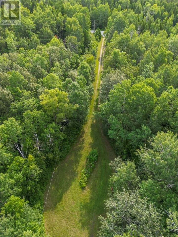 Photo de la propriété:  24 Cooper Court  ON P0P 1N0 