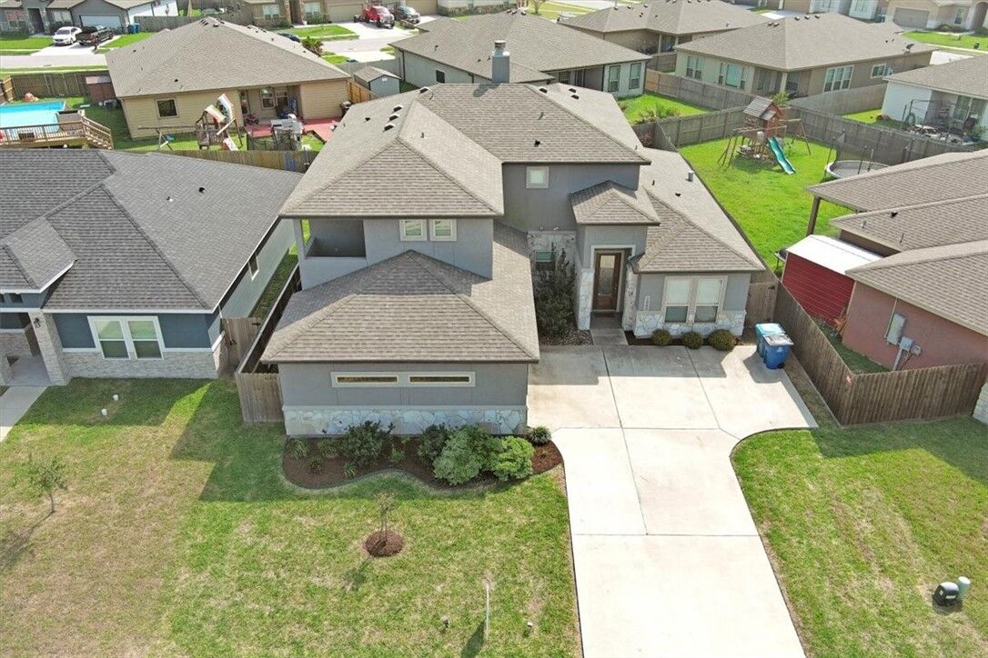 Property Photo:  1805 Bay Landing Drive  TX 78374 