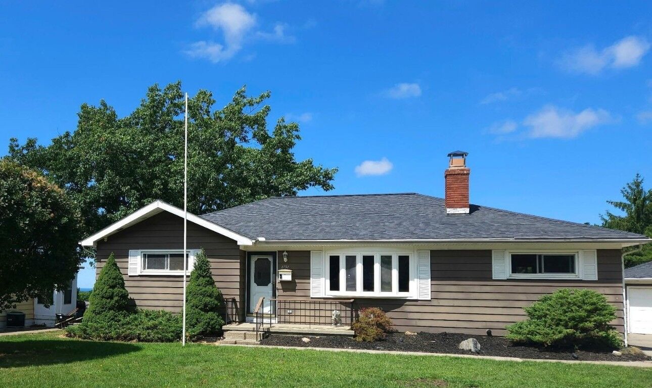 Property Photo: 2738 E 44th Street PA 16510