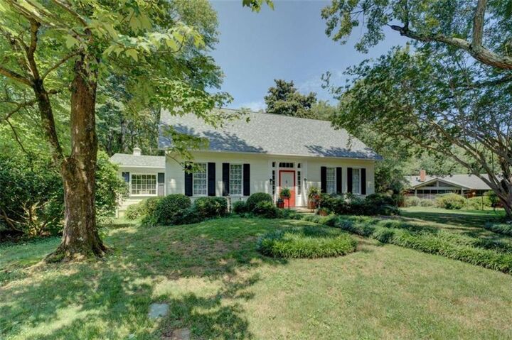 Property Photo: 1005 Asbury Street GA 30054
