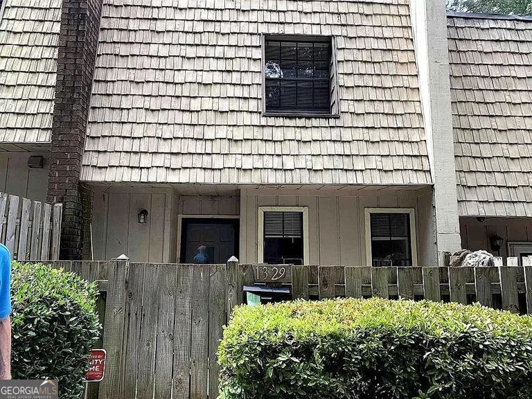 Property Photo:  1329 Woodstone Trace  GA 30260 