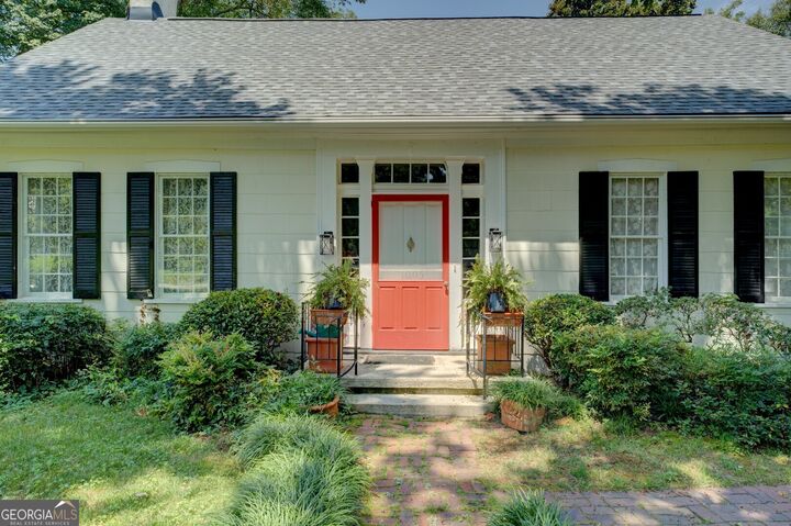 Property Photo: 1005 Asbury Street GA 30054