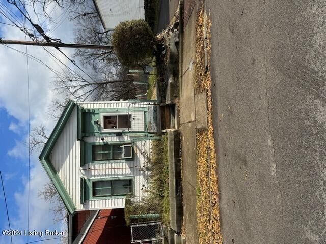 Property Photo: 615 Dr W. J. Hodge St KY 40203