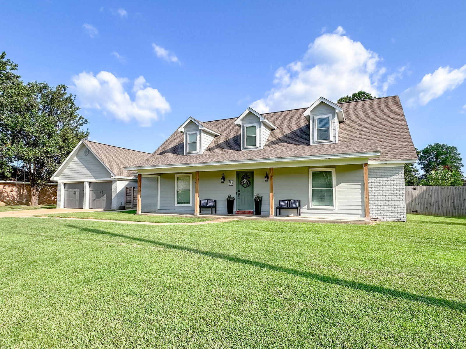 Property Photo:  187 Jones Dr  MS 39702 