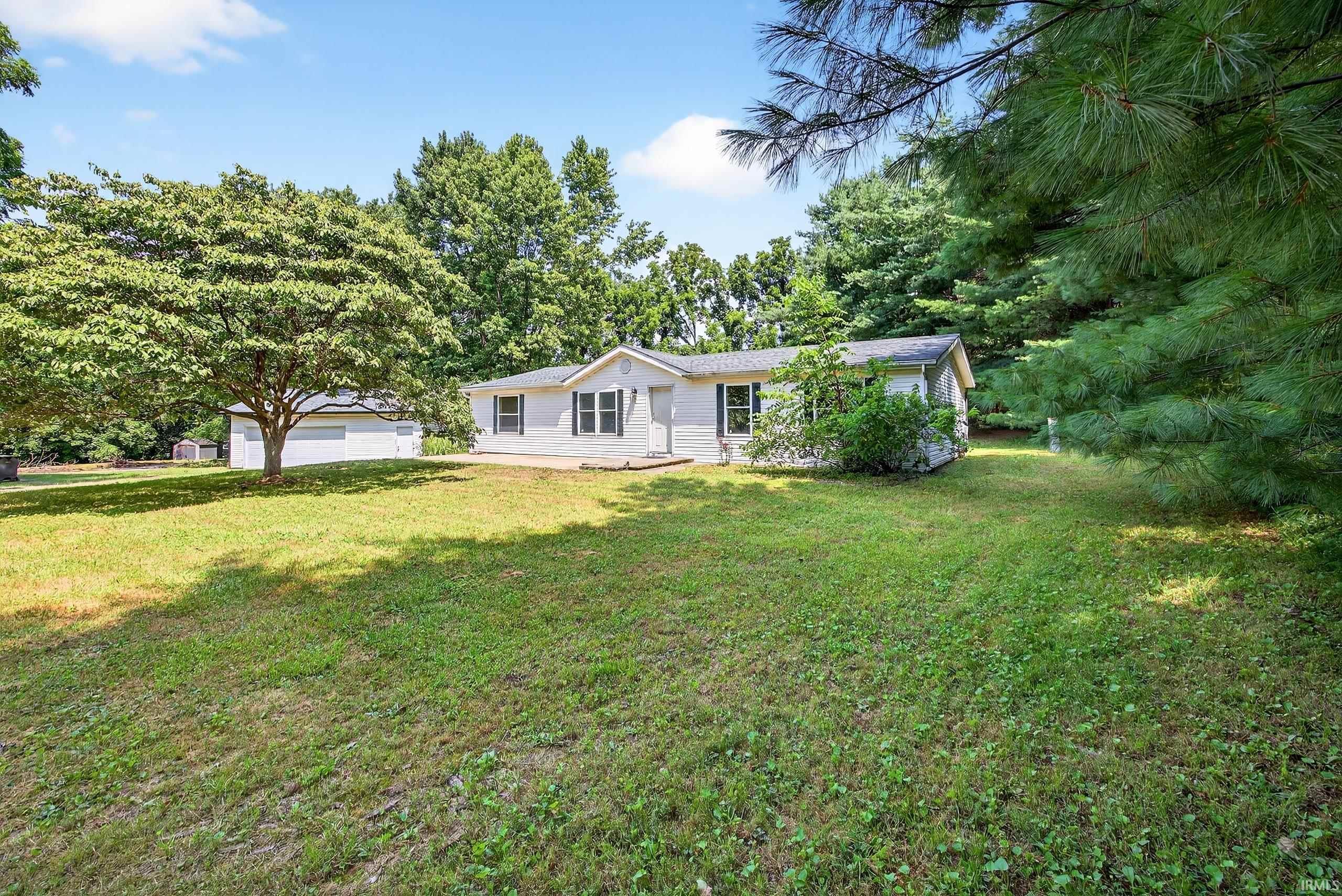 Property Photo: 1005 E Marie Lane IN 47401-9684