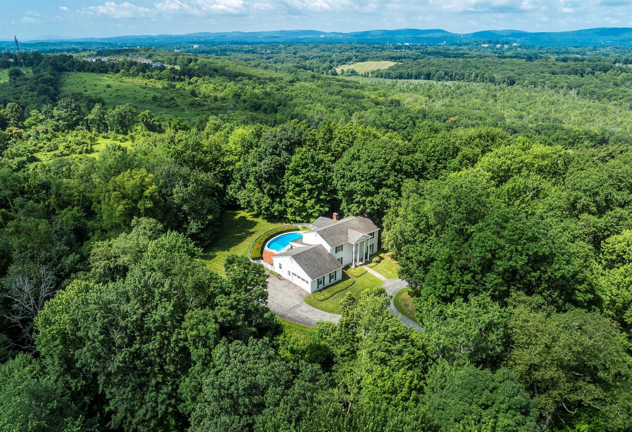 75 Hornbeck Road  Poughkeepsie NY 12603 photo
