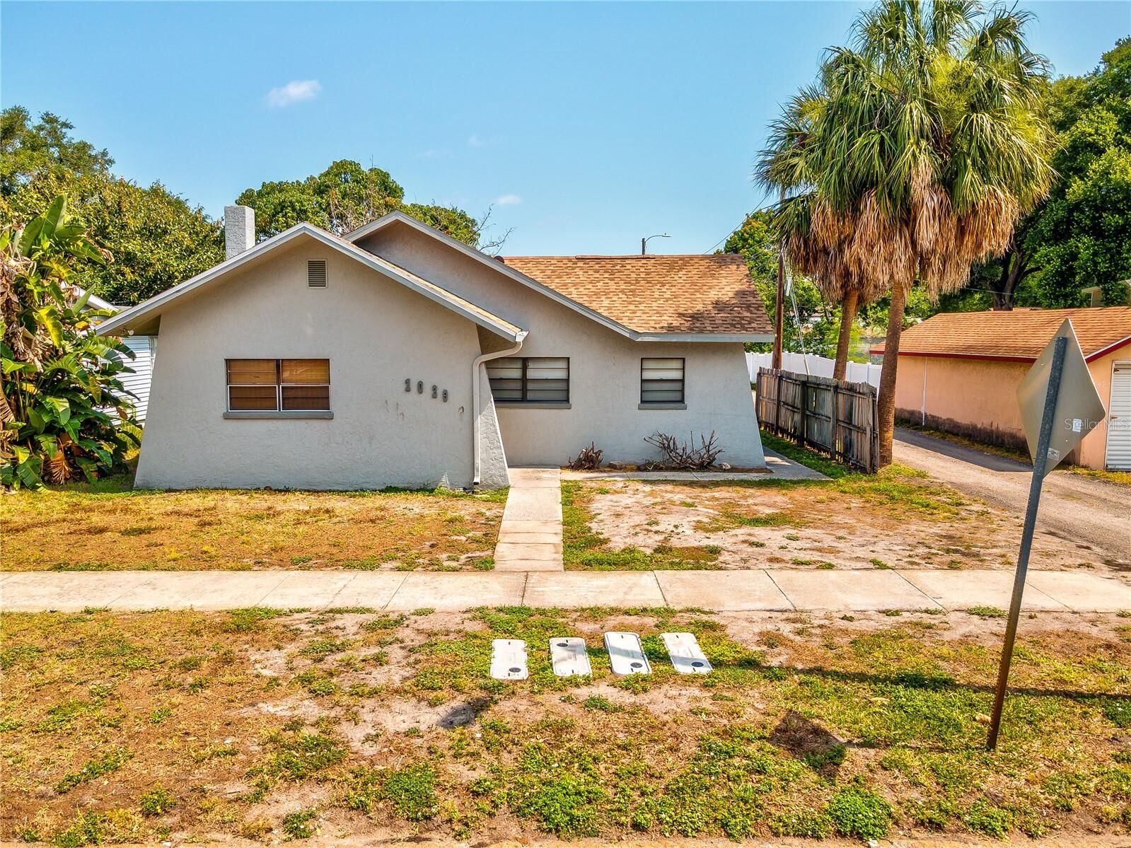 Property Photo: 1029 26th Avenue N FL 33704