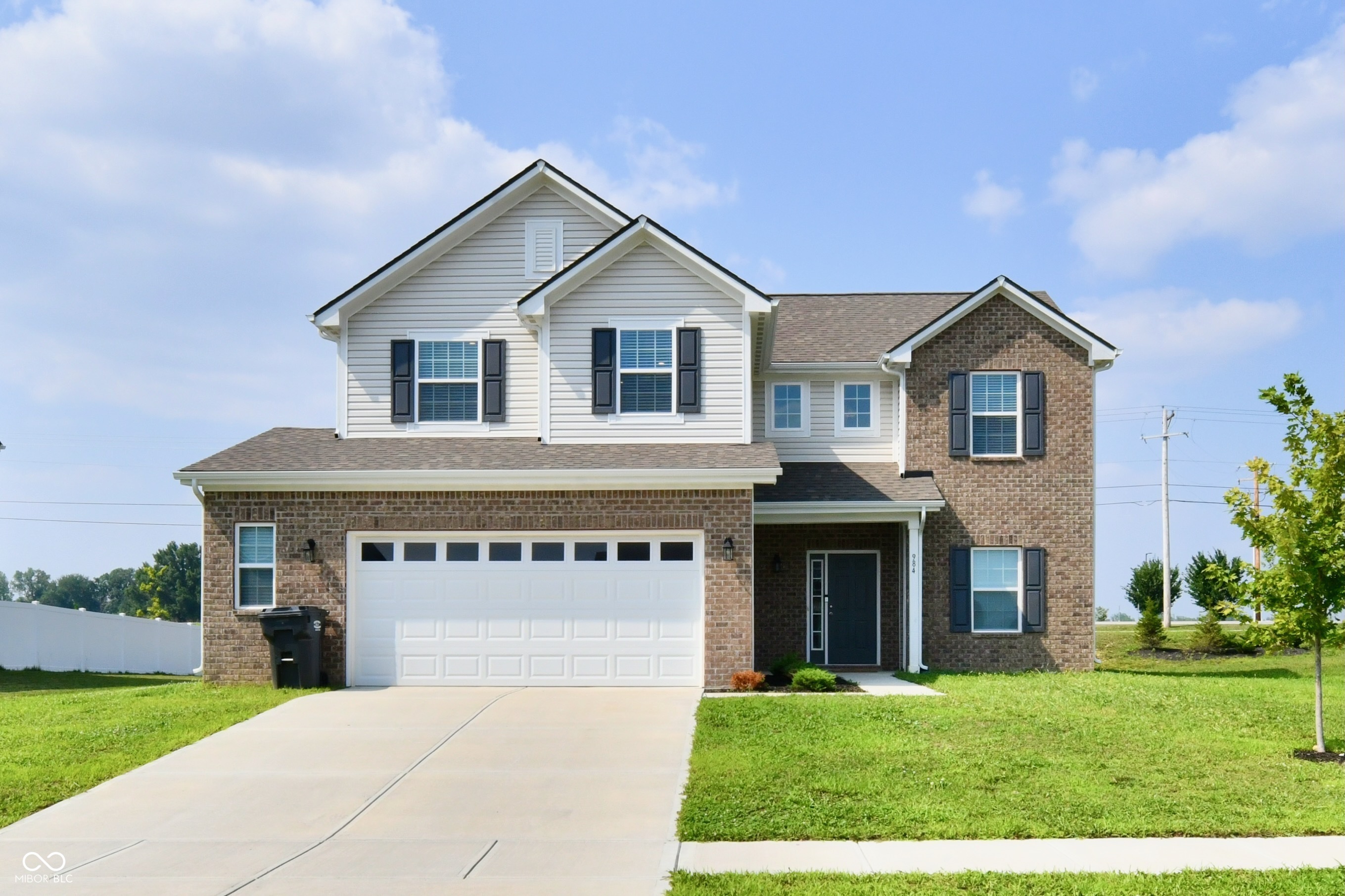 Property Photo: 984 Bent Branch Lane IN 46143