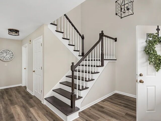 Property Photo: 1168 Banbury Circle IL 60540